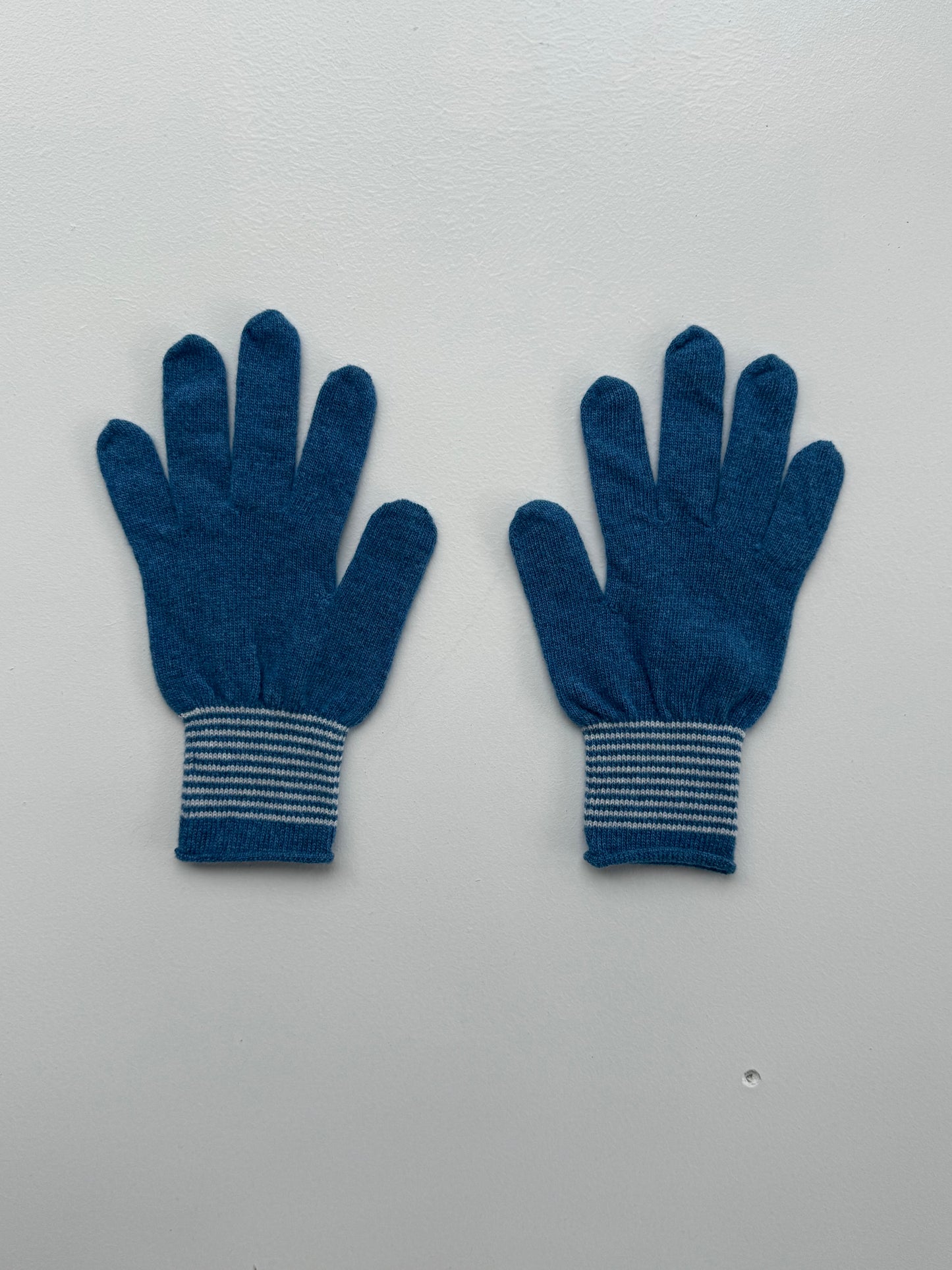 Stripe Gloves
