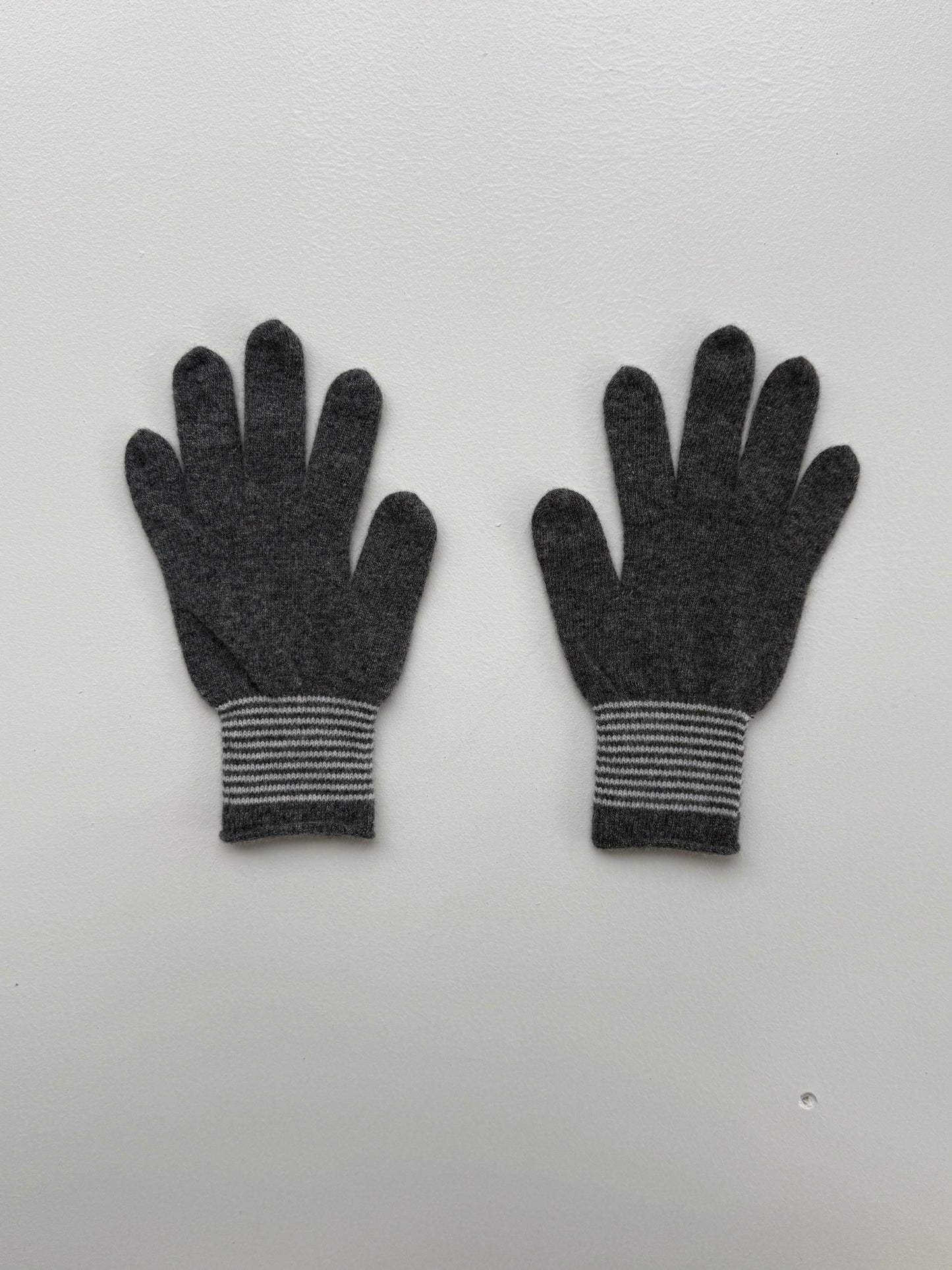 Stripe Gloves