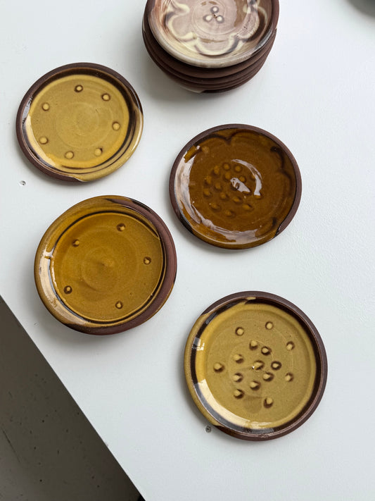 Side Plate Dots
