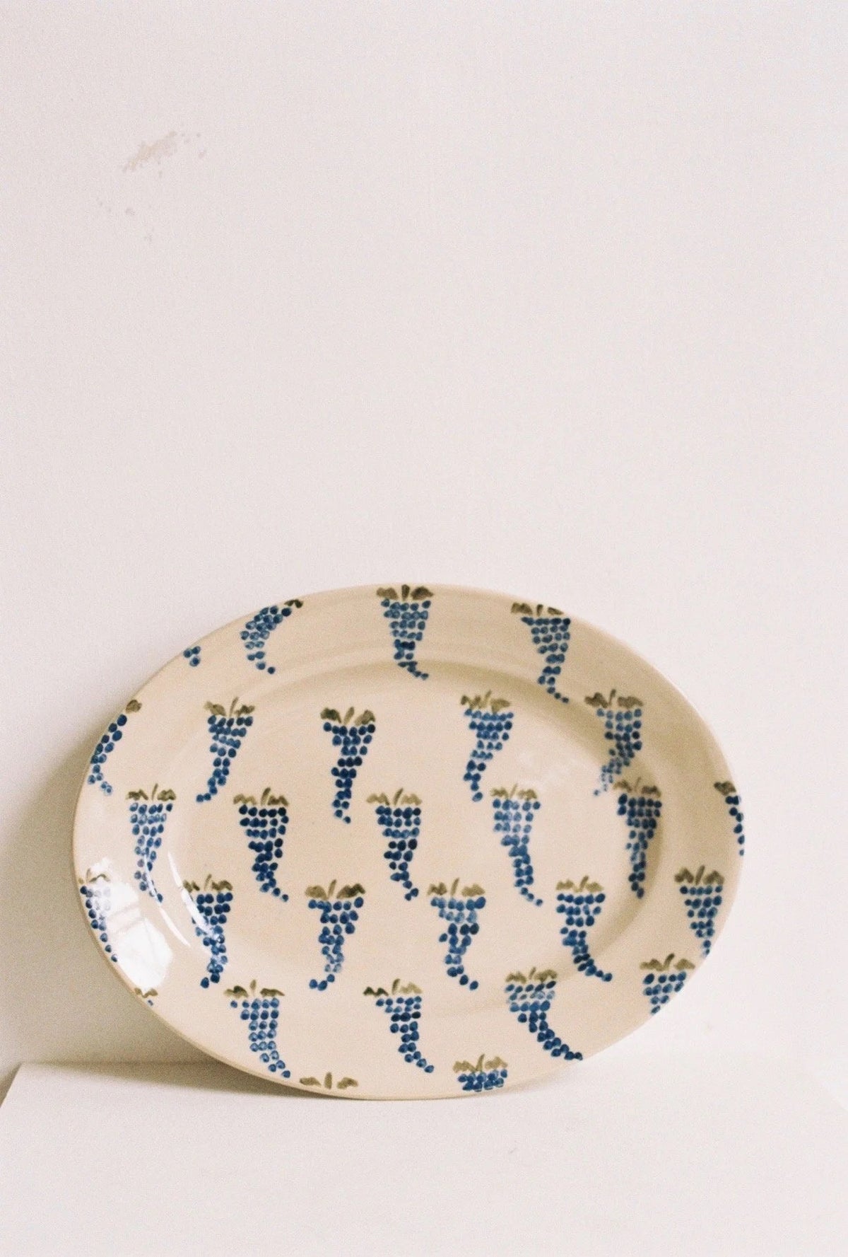 Small Oval Grapes Platter