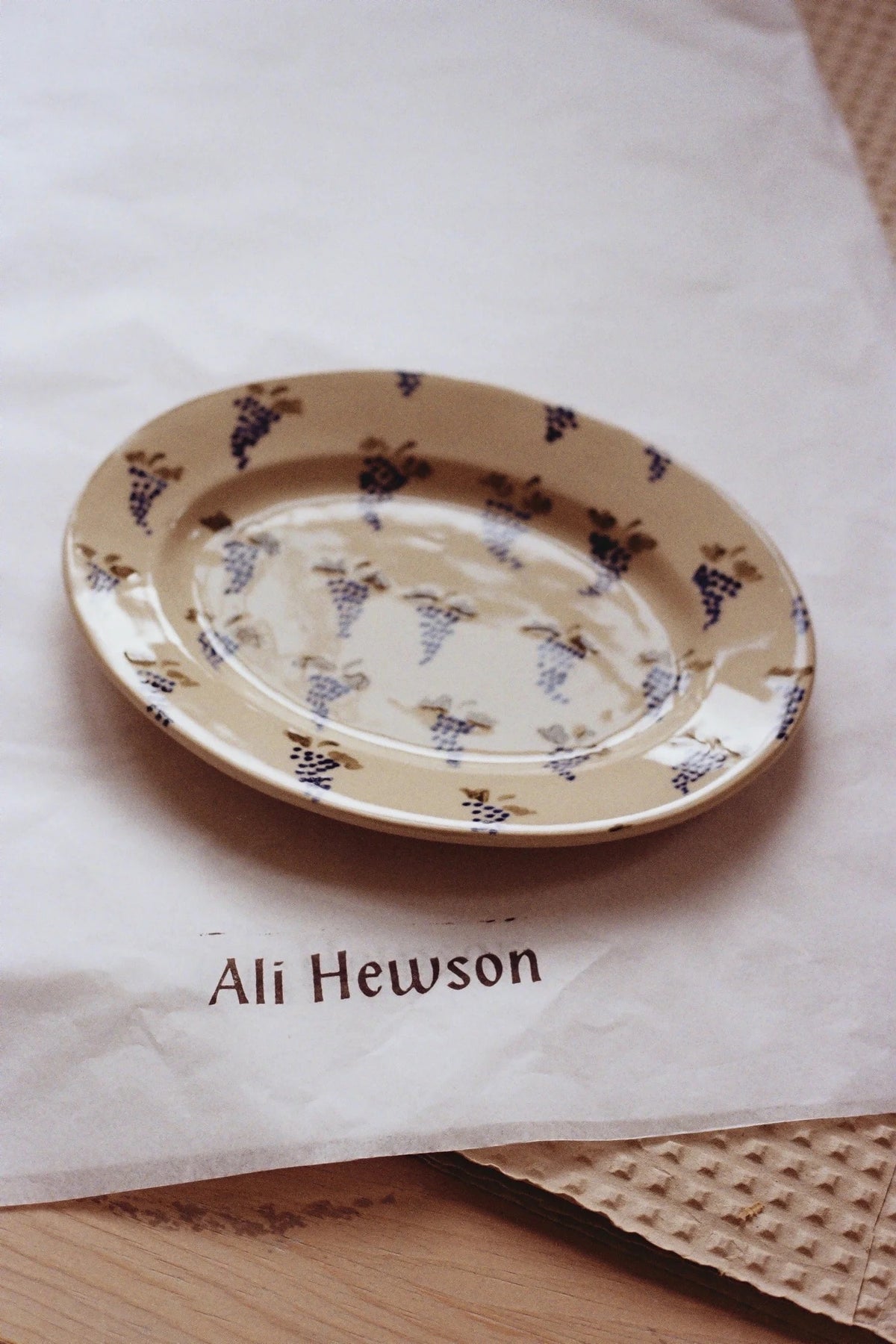 Small Oval Grapes Platter